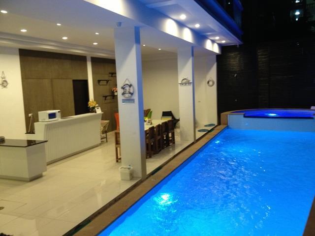 The Silk Hill Hotel Patong Extérieur photo